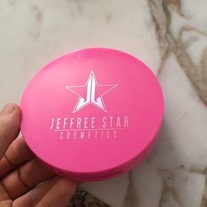 Jeffree Star “Peach Goddess” Skin Frost 🍑🍑🍑